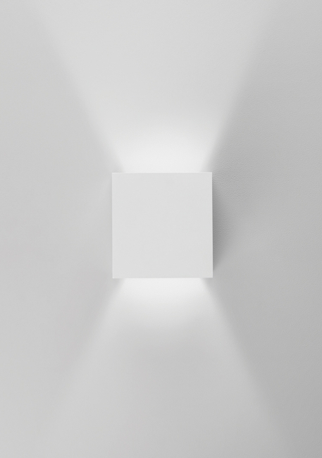 Applique murale blanche carrée design LED Prime